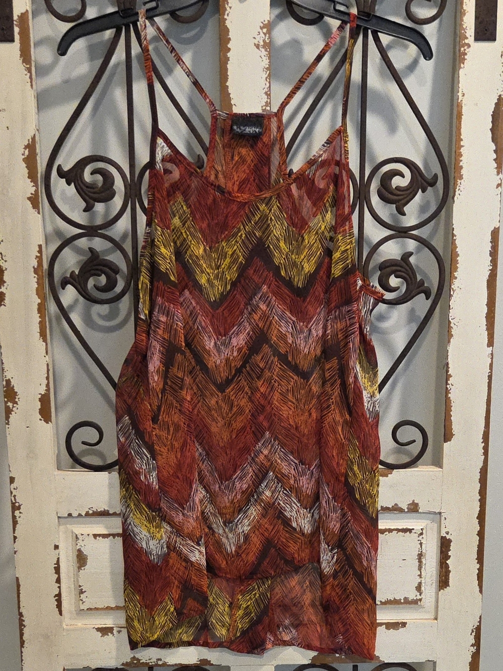 Y2K Daytrip Sheer Chevron Print Split Back Tank Top Women’s M Boho Festival